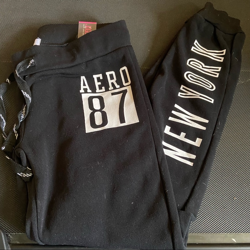 NWT Aeropostale fleece joggers